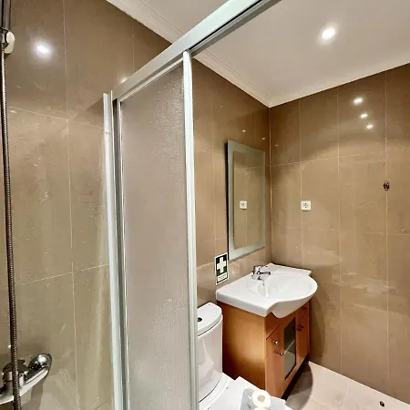 Garden With Pool By Homing Будинок відпочинку *