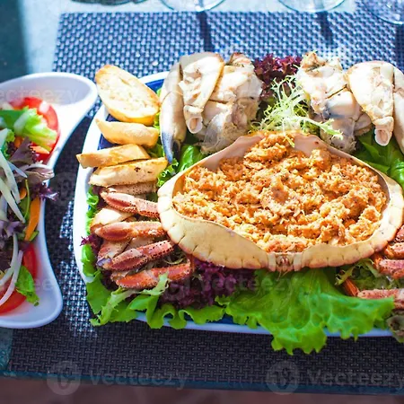 Prázdninový dům Garden With Pool By Homing